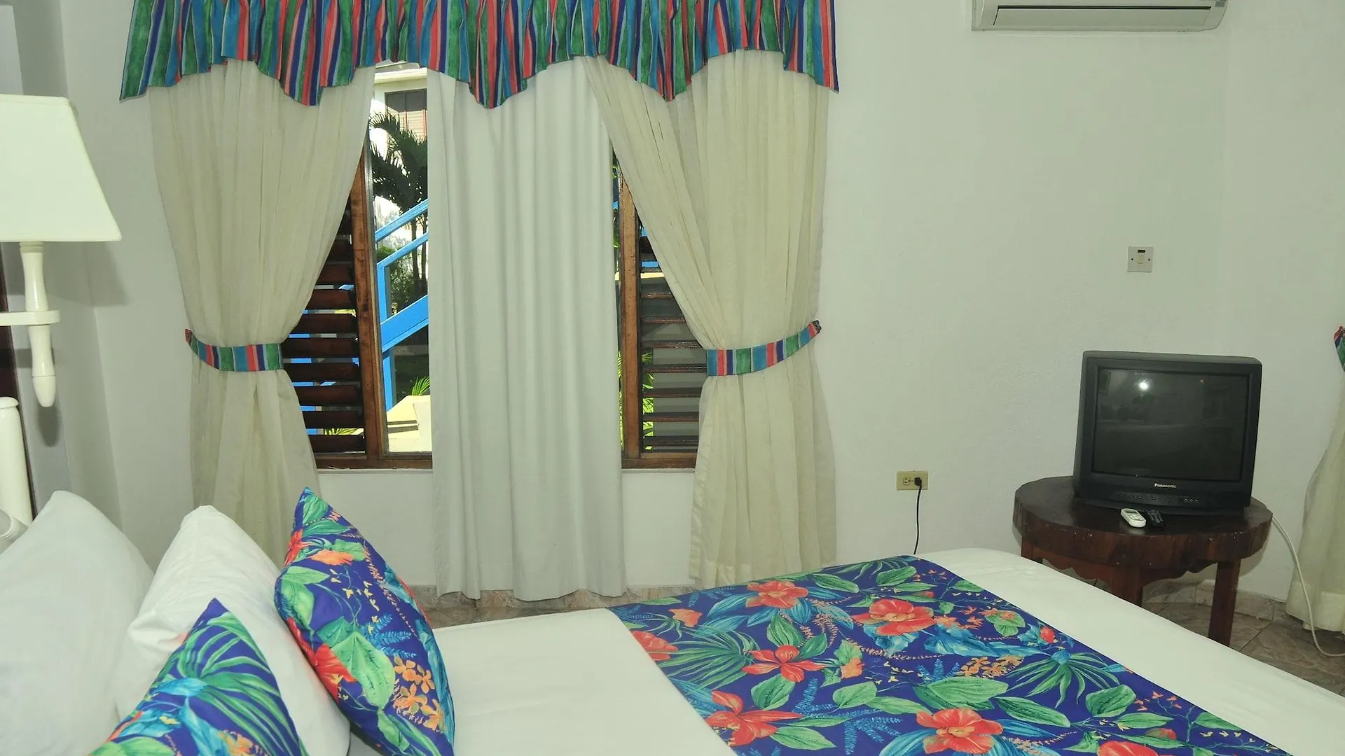 Hotel Negril Treehouse Resort