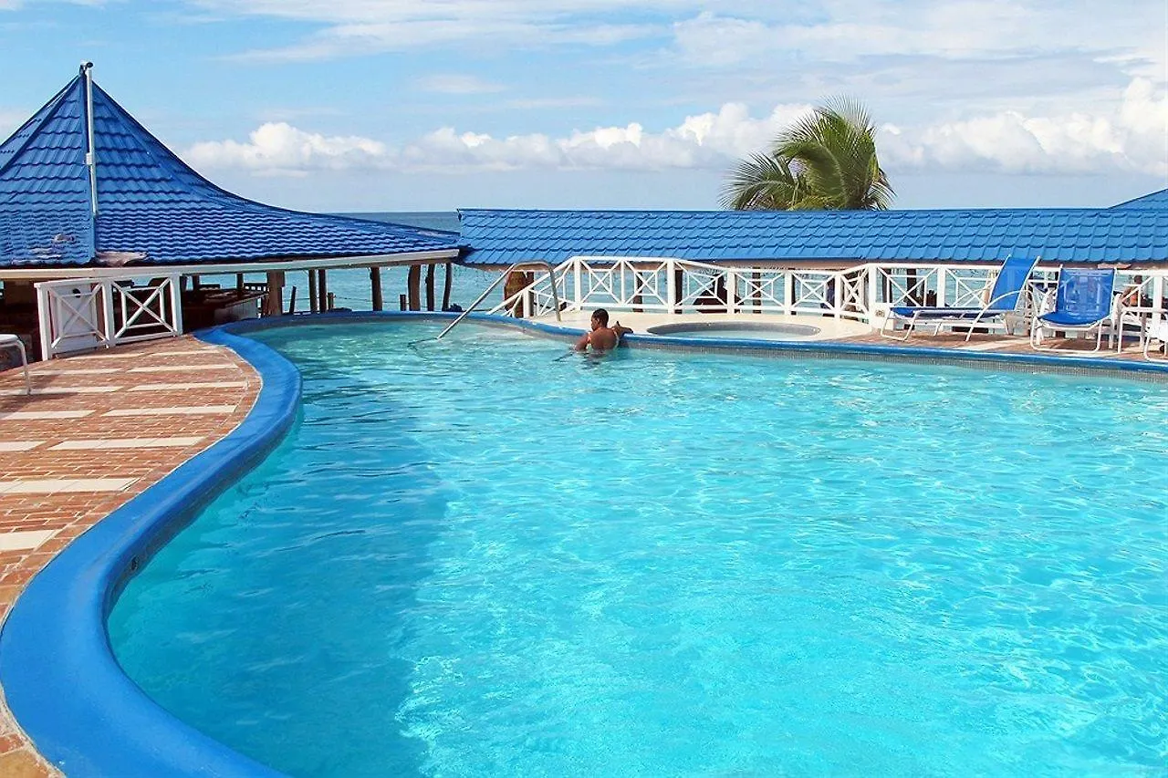 Negril Treehouse Resort Hotel