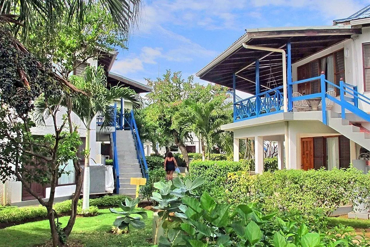 Negril Treehouse Resort
