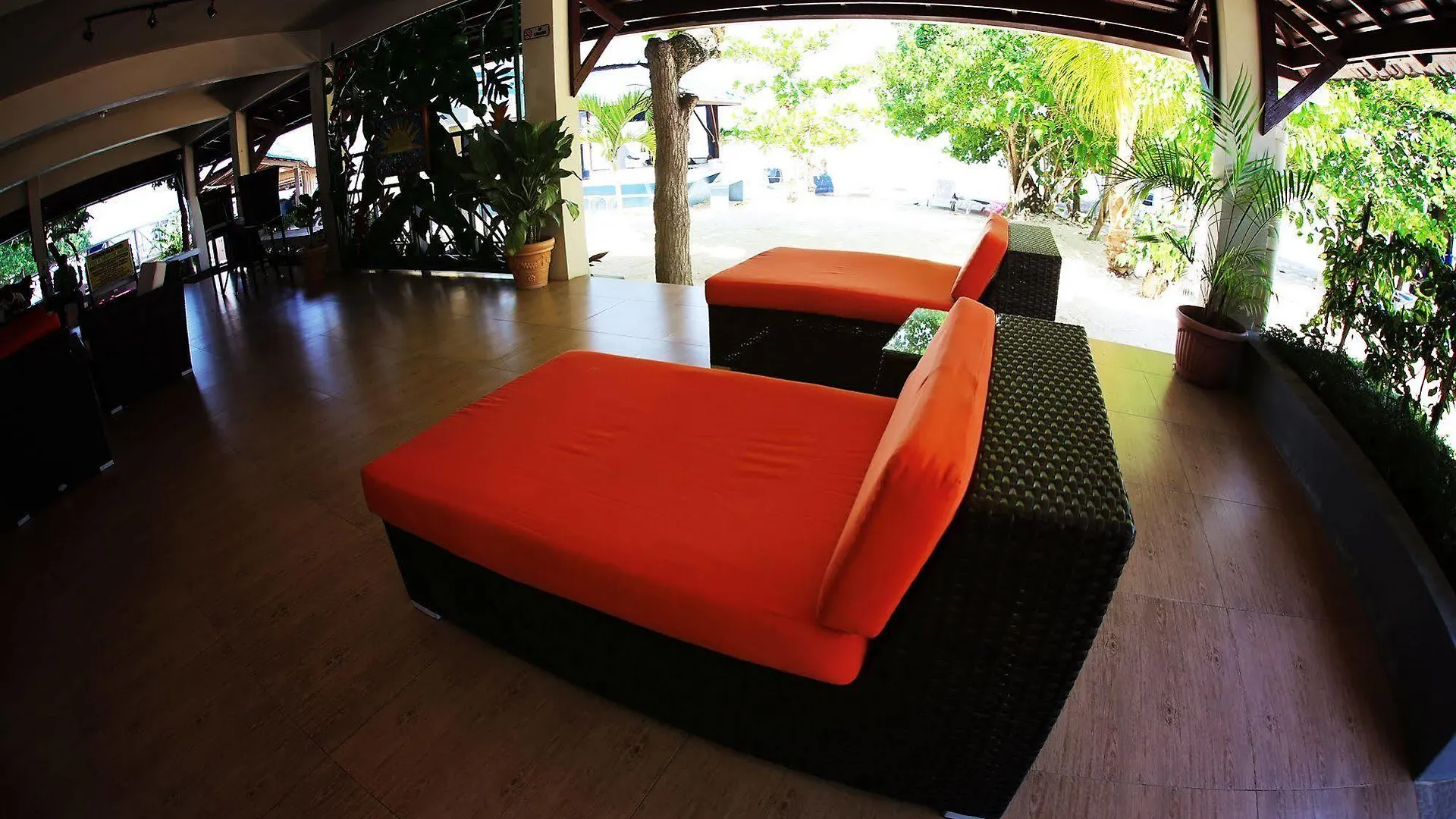 Negril Treehouse Resort Hotel